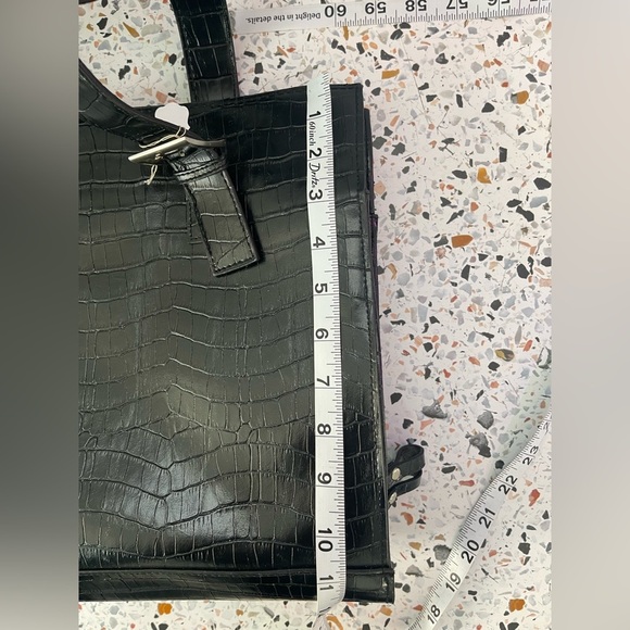 Naturalizer Black Laptop Bag Sleek Minimalist Design - Picture 15 of 16